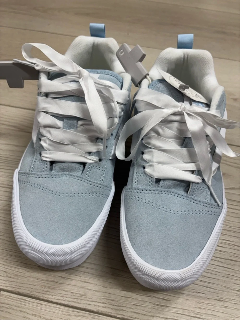 New Vans Knu Stack Vintage Satin Platform Sneakers - Picture 5 of 8